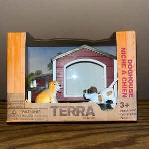 Terra by Battat doghouse toy set
